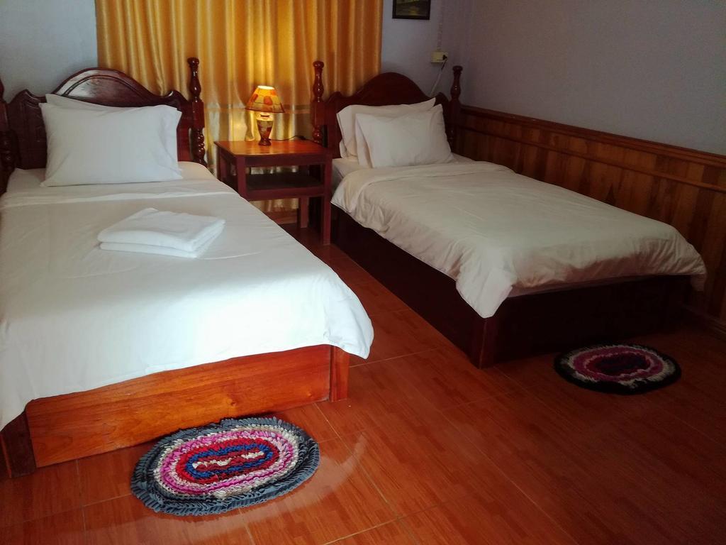 The Garden Pany Hotel Vang Vieng Esterno foto