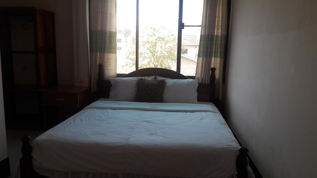 The Garden Pany Hotel Vang Vieng Esterno foto