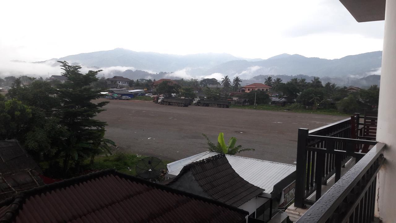 The Garden Pany Hotel Vang Vieng Esterno foto