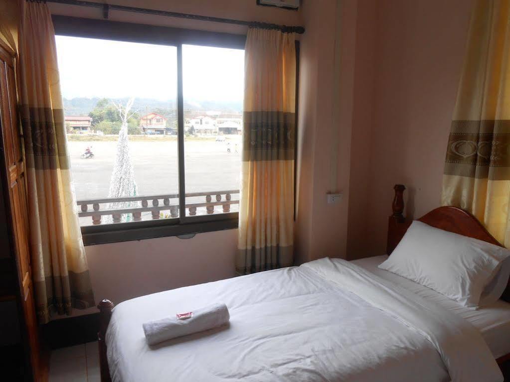 The Garden Pany Hotel Vang Vieng Esterno foto