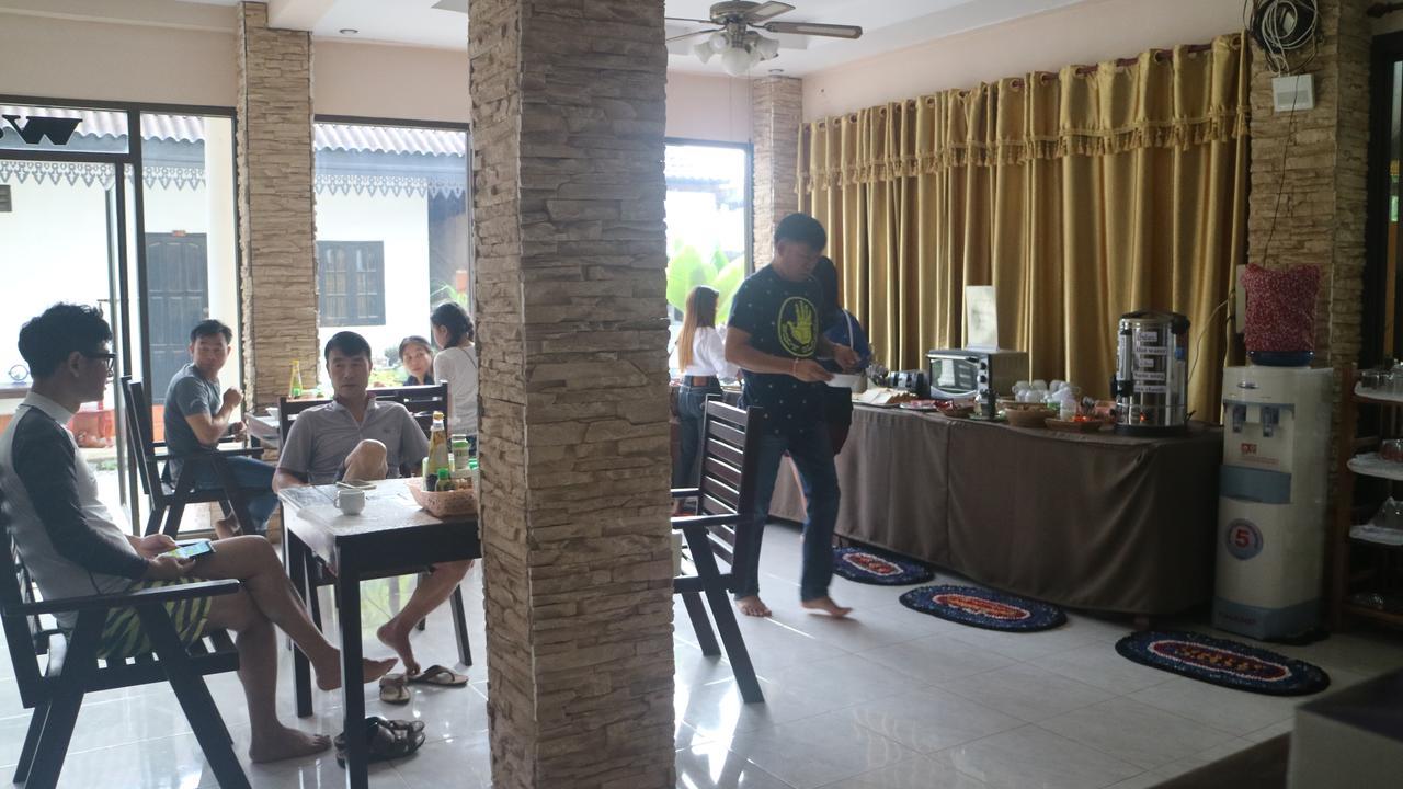 The Garden Pany Hotel Vang Vieng Esterno foto